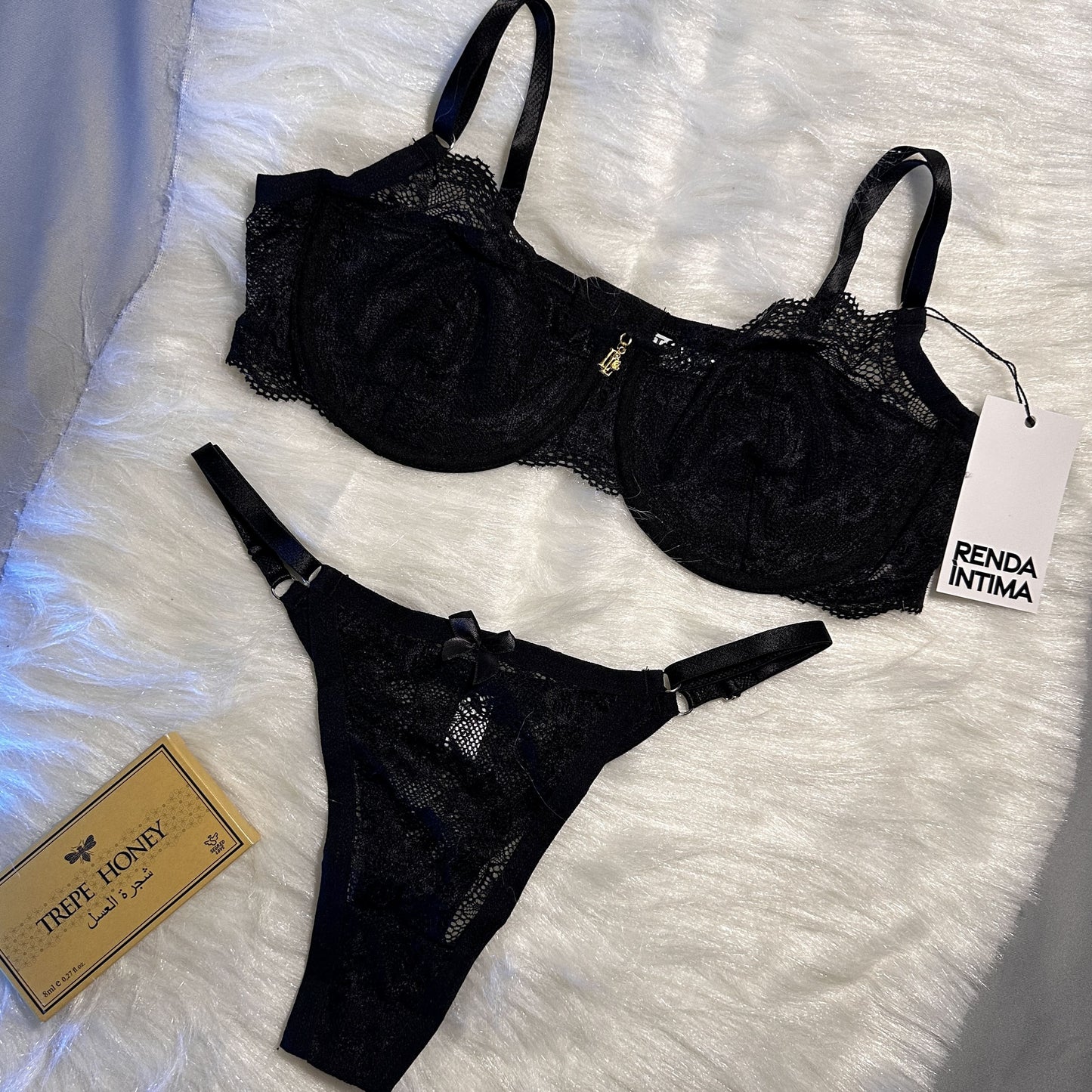 Conjunto de Lingerie Selene em Renda