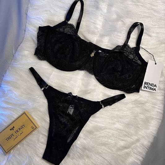 Conjunto de Lingerie Selene em Renda