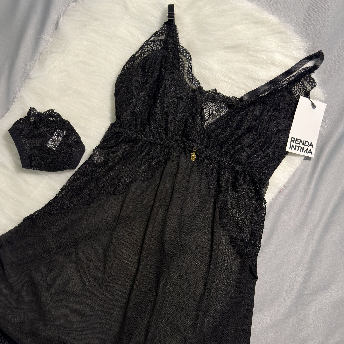 Camisola Romance em Tule e Renda